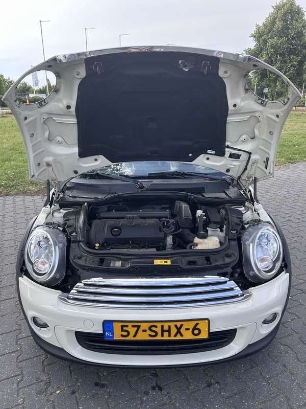 Wit Gebruikt 2011 Mini ONE Hatchback | € 5.800 (Eerlijke prijs) - Afbeelding 1/4