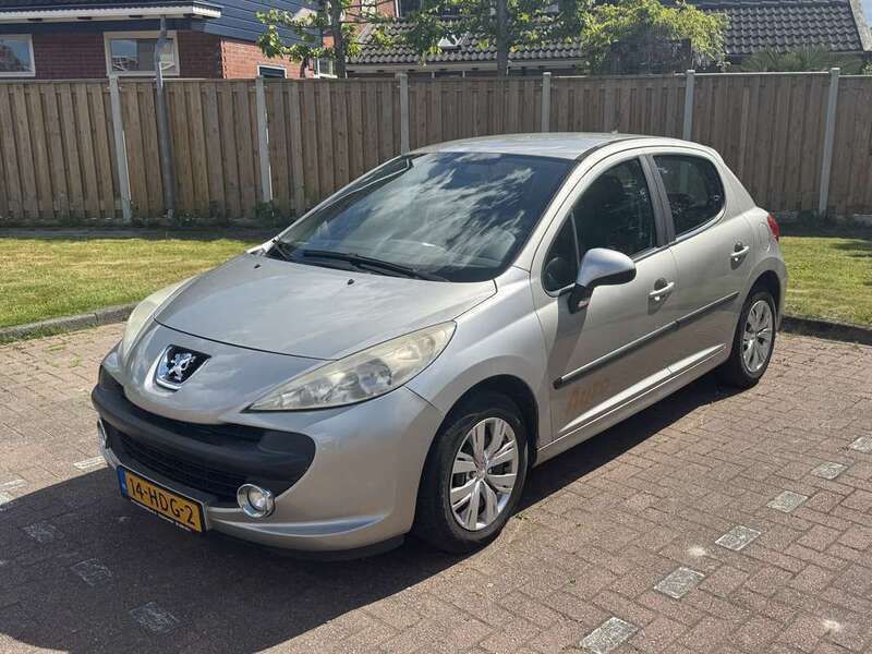 Grijs Gebruikt 2008 Peugeot 207 Hatchback | € 1.350 (Goede deal) - Afbeelding 1/4