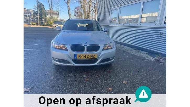 Occasion BMW 318 143 PK (105 kW) 2009 Grijs (metallic) Stationwagen