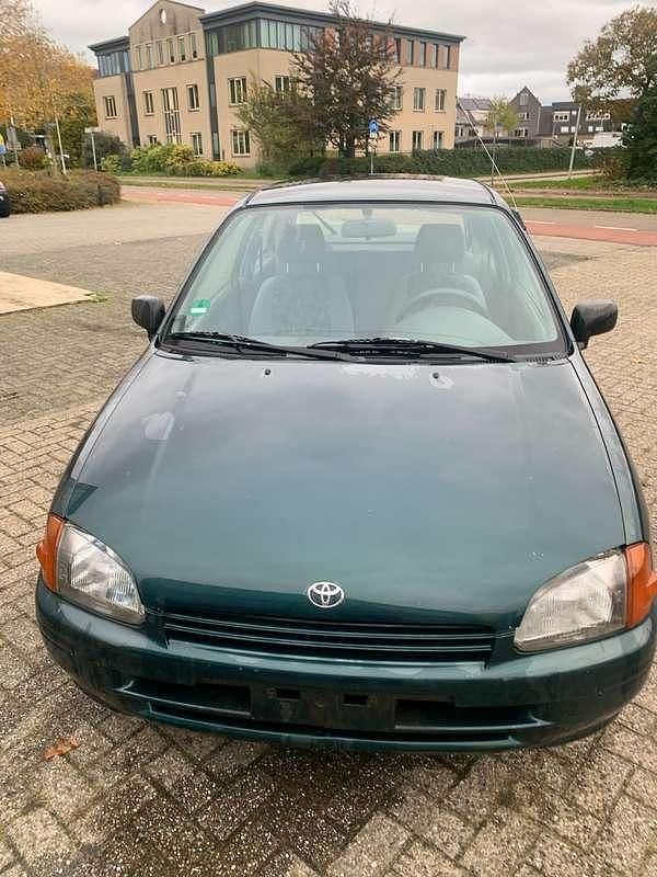 Occasion Toyota Starlet Edition 75 PK (55 kW) 1999 Groen Hatchback