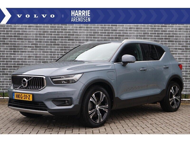 Grijs Gebruikt 2021 Volvo XC40 R-Design SUV | € 29.899 (Eerlijke prijs) - Afbeelding 1/4