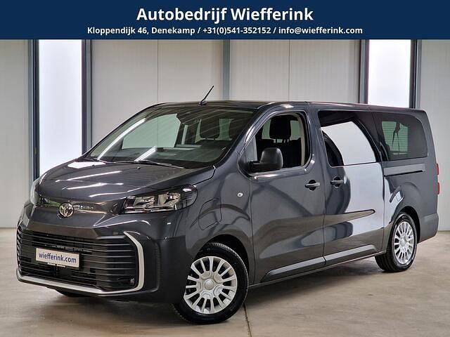Grijs Nieuw 2025 Toyota Proace Verso Stationwagen | € 39.450 - Afbeelding 1/4