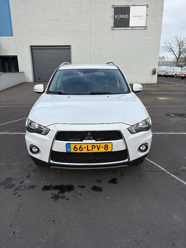 Occasion Mitsubishi Outlander Edition 147 PK (108 kW) 2010 Wit SUV