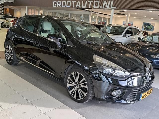 Zwart Gebruikt 2015 Renault Clio IV GT Hatchback | € 7.444 (Goede deal) - Afbeelding 1/4