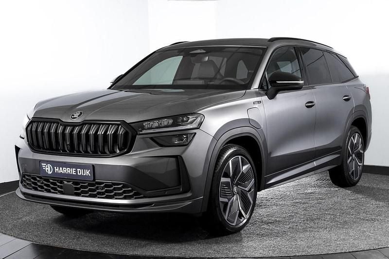 Grijs Nieuw 2025 Skoda Kodiaq Business Line SUV | € 52.995 (Super prijs) - Afbeelding 1/4