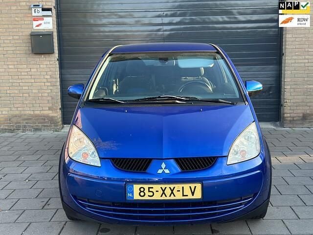 Blauw Gebruikt 2007 Mitsubishi Colt Hatchback | € 1.750 (Eerlijke prijs) - Afbeelding 1/4