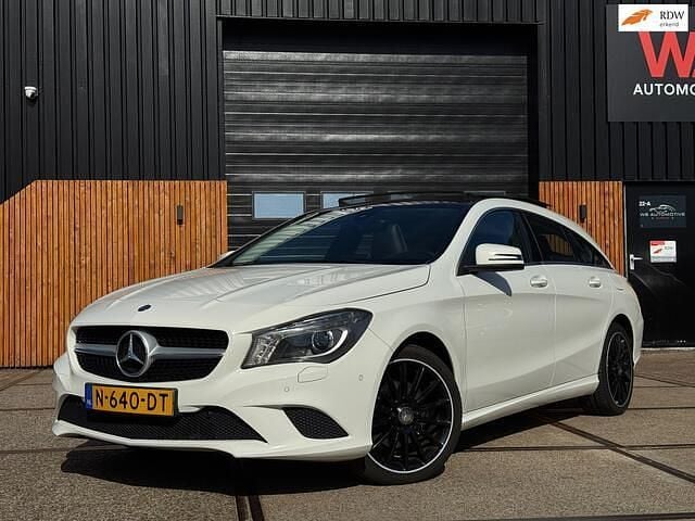 Wit Gebruikt 2015 Mercedes CLA180 Shooting Brake Prestige Stationwagen | € 16.499 (Eerlijke prijs) - Afbeelding 1/4