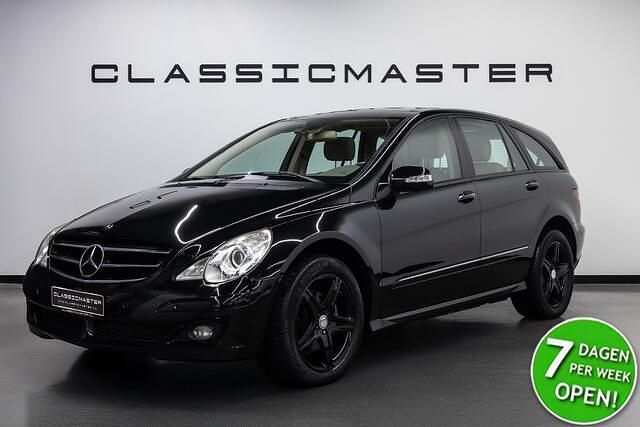 Zwart (metallic) Occasion 2007 Mercedes R500 MPV | € 29.950 - Afbeelding 1/4