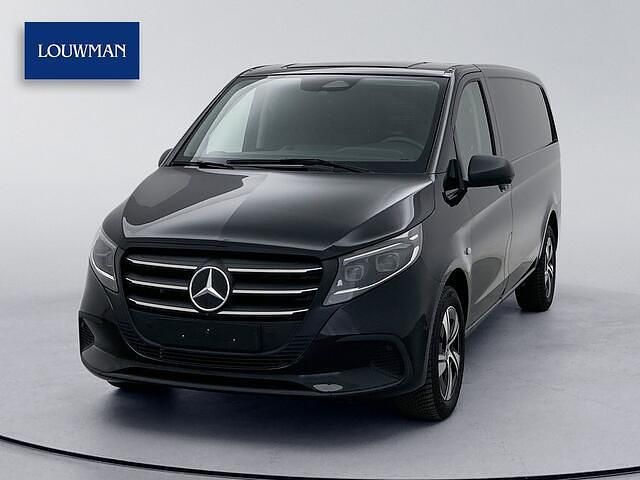 Occasion Mercedes Vito 190 PK (139 kW) 2024 Zwart (metallic) Van