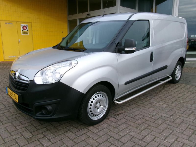 Bestelbus Gebruikt 2017 Opel Combo MPV | € 9.950 - Afbeelding 1/4