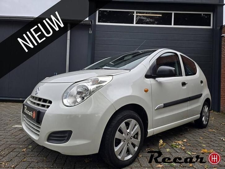Wit Gebruikt 2014 Suzuki Alto Hatchback | € 3.995 (Eerlijke prijs) - Afbeelding 1/4