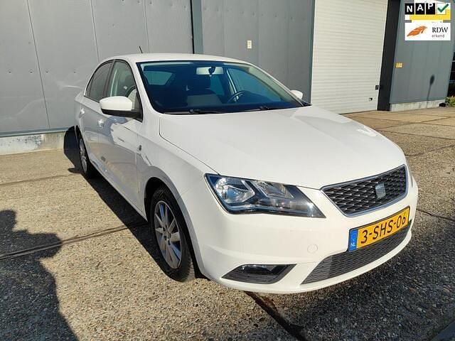 Wit Gebruikt 2013 Seat Toledo Hatchback | € 3.499 (Goede deal) - Afbeelding 1/4