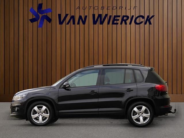 Zwart Gebruikt 2014 VW Tiguan Comfortline SUV | € 13.945 (Eerlijke prijs) - Afbeelding 1/4