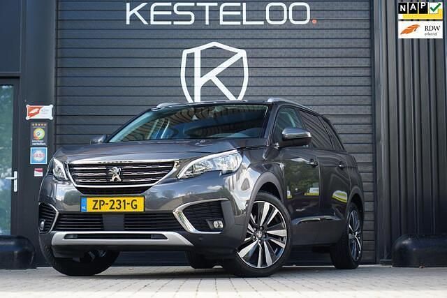 Grijs Gebruikt 2019 Peugeot 5008 Premium MPV | € 20.950 (Super prijs) - Afbeelding 1/3