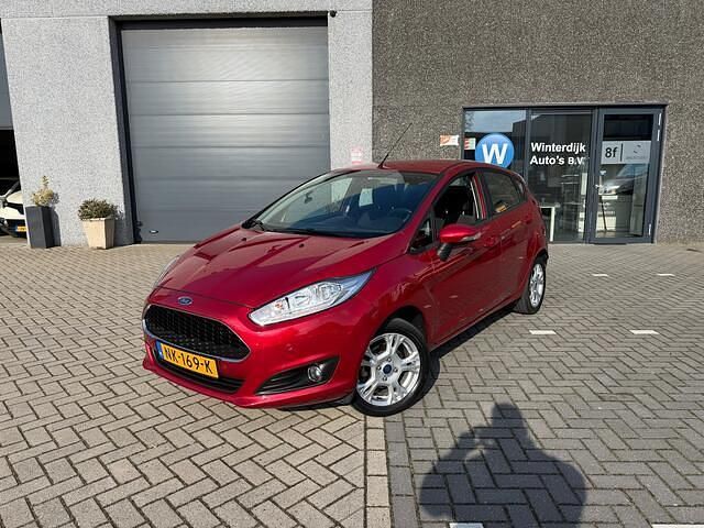 Occasion Ford Fiesta Style 80 PK (58 kW) 2017 Rood Hatchback
