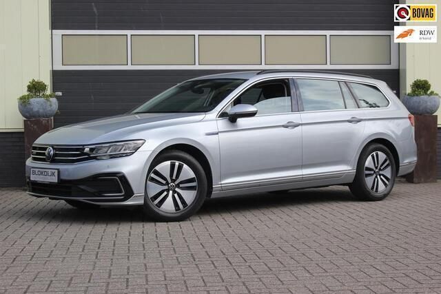 Zilver Gebruikt 2021 VW Passat Business Stationwagen | € 23.900 (Super prijs) - Afbeelding 1/4
