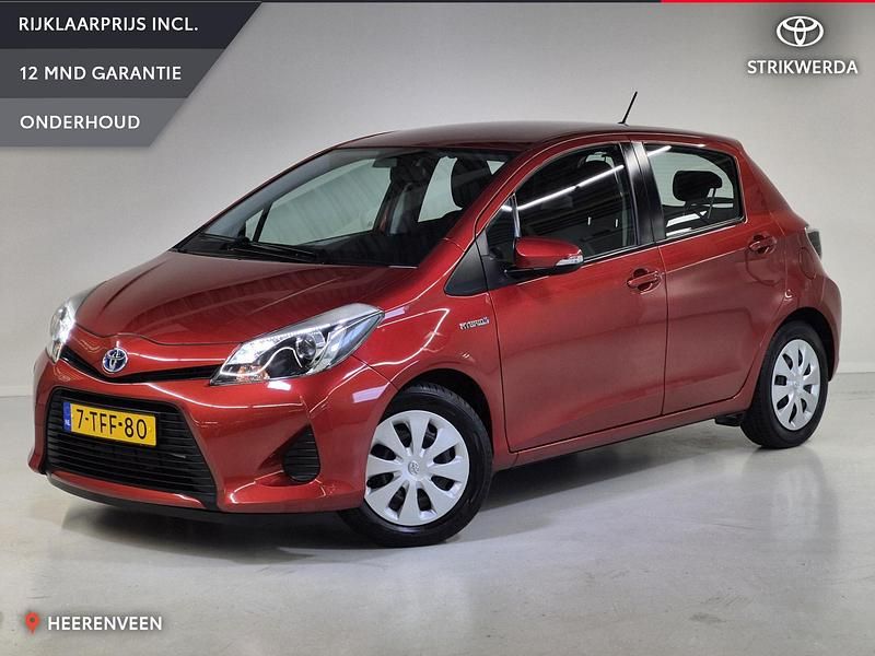 Occasion Toyota Yaris Hybrid 101 PK (74 kW) 2014 Rood Hatchback