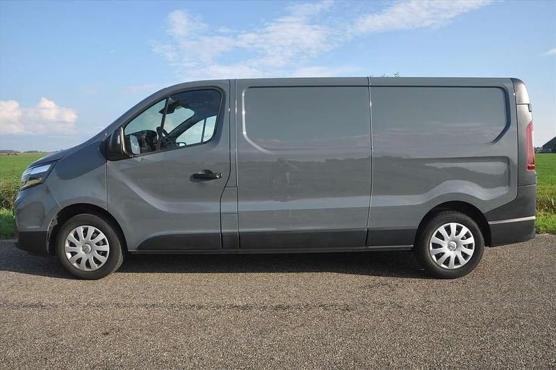 Occasion Nissan Primastar 131 PK (96 kW) 2023 Grijs MPV