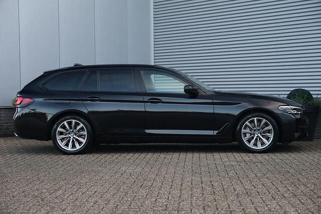 Occasion BMW 530e Executive 292 PK (214 kW) 2023 Zwart Stationwagen