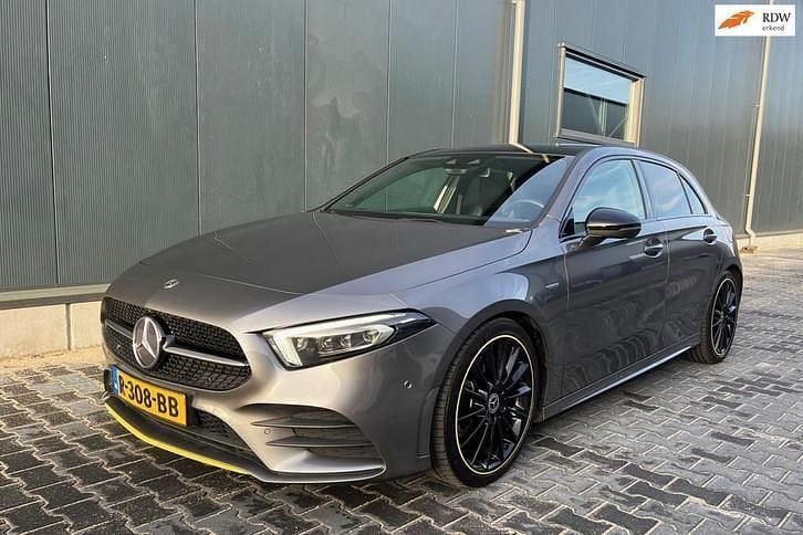 Occasion 2019 Mercedes A250 AMG | € 24.950 (Goede deal) - Afbeelding 1/4