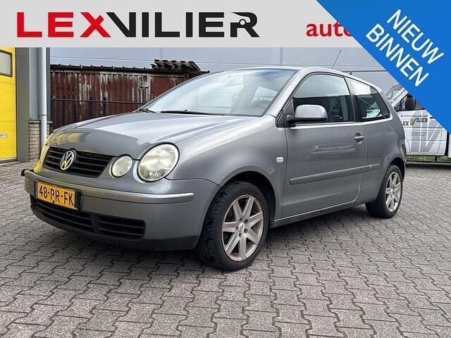 Occasion VW Polo 75 PK (55 kW) 2004 Grijs (metallic) Hatchback