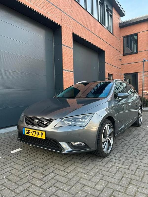 Occasion Seat Leon Sport 105 PK (77 kW) 2015 Grijs Stationwagen
