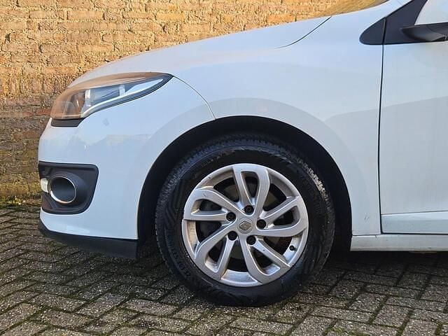 Occasion Renault Mégane GrandTour Expression 116 PK (85 kW) 2014 Wit Stationwagen