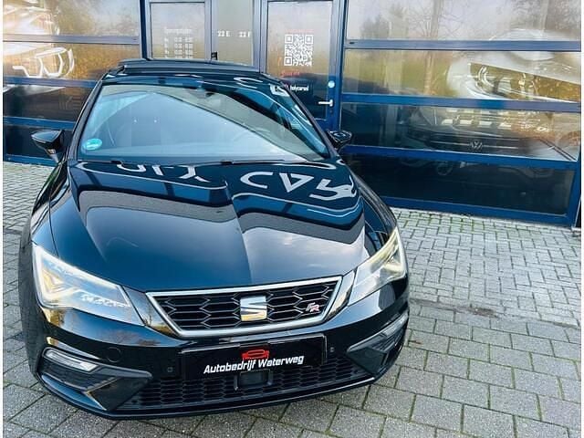 Occasion Seat Leon FR 150 PK (110 kW) 2019 Zwart (metallic) Hatchback