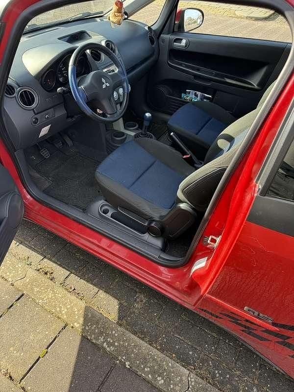 Occasion Mitsubishi Colt 109 PK (80 kW) 2006 Rood Hatchback