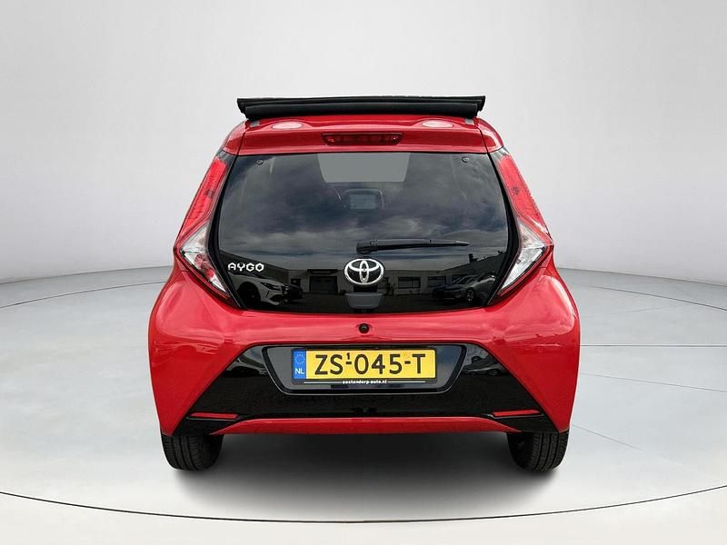 Occasion Toyota Aygo X-cite 72 PK (52 kW) 2019 Rood Hatchback