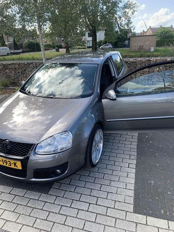 Occasion VW Golf VI Trendline 80 PK (58 kW) 2008 Grijs Hatchback