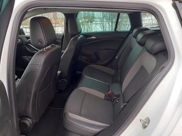 Occasion Opel Astra Design & Tech 111 PK (81 kW) 2022 Wit Stationwagen