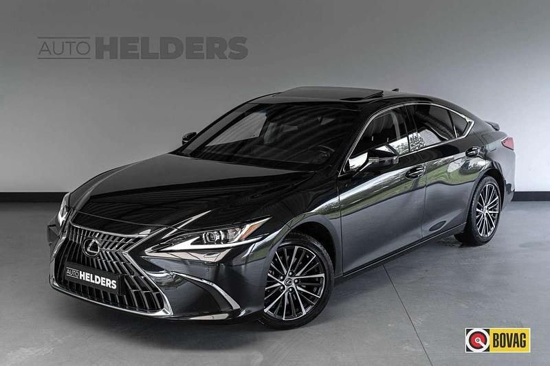 Zwart Gebruikt 2024 Lexus ES300 Executive Line Sedan | € 47.750 (Super prijs) - Afbeelding 1/4