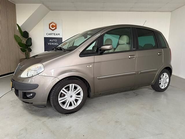 Grijs Gebruikt 2007 Lancia Musa MPV | € 3.500 (Duur) - Afbeelding 1/4