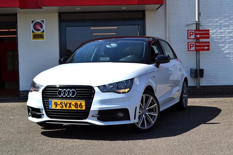 Wit Gebruikt 2013 Audi A1 Sportback Admired Hatchback | € 11.900 (Iets duurder) - Afbeelding 1/4