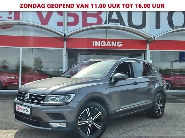 Grijs Gebruikt 2016 VW Tiguan SUV | € 16.950 (Eerlijke prijs) - Afbeelding 1/4