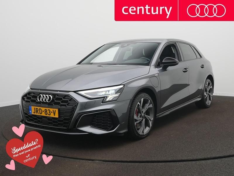 Occasion Audi A3 Sportback Competition 245 PK (180 kW) 2022 Grijs Hatchback