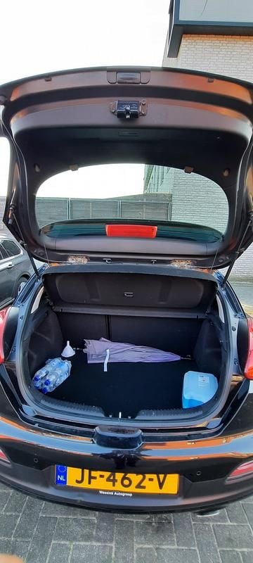 Occasion Kia ProCeed Comfort 2016 Zwart (metallic) Hatchback