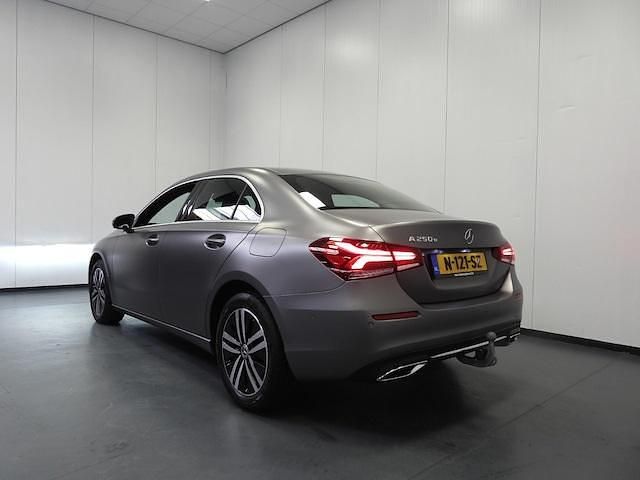 Occasion Mercedes A250 Luxury 2021 Grijs Sedan