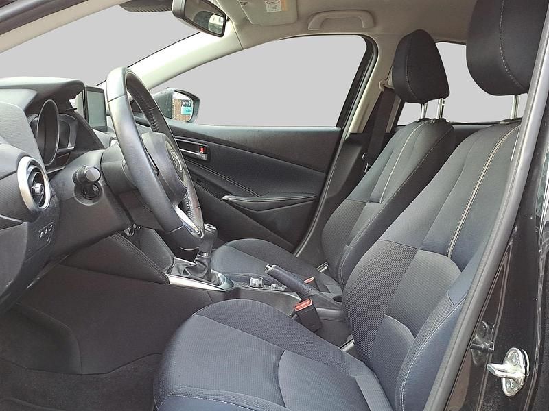 Occasion Mazda 2 Luxury 2020 Zwart Hatchback