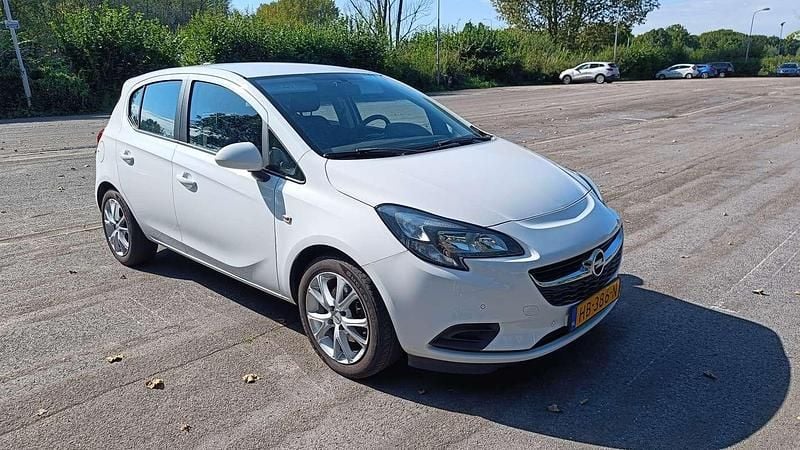 Wit Gebruikt 2015 Opel Corsa Edition Hatchback | € 5.900 (Goede deal) - Afbeelding 1/4