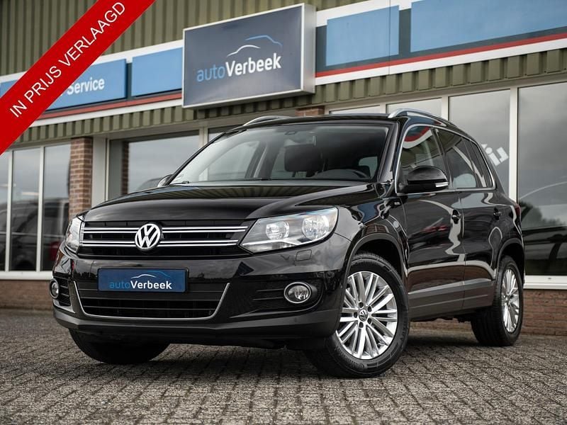 Zwart Gebruikt 2014 VW Tiguan Style SUV | € 14.990 (Eerlijke prijs) - Afbeelding 1/4