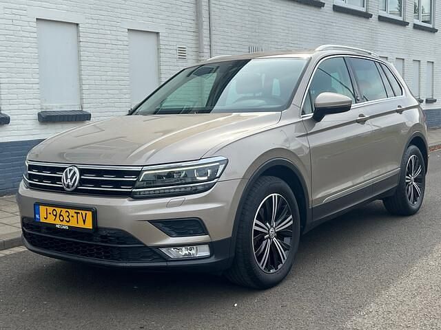 Occasion VW Tiguan Highline 150 PK (110 kW) 2017 Grijs SUV