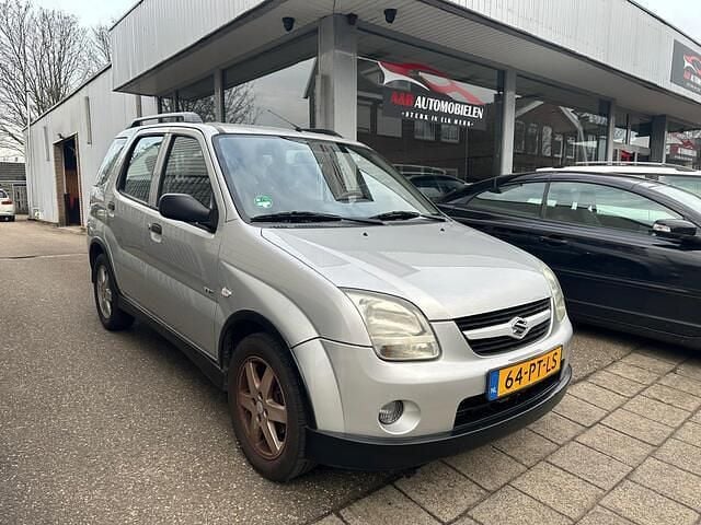 Occasion Suzuki Ignis Exclusive 99 PK (72 kW) 2004 Grijs Hatchback
