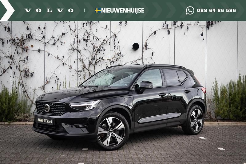 Zwart Gebruikt 2022 Volvo XC40 Ultimate SUV | € 40.694 (Duur) - Afbeelding 1/4