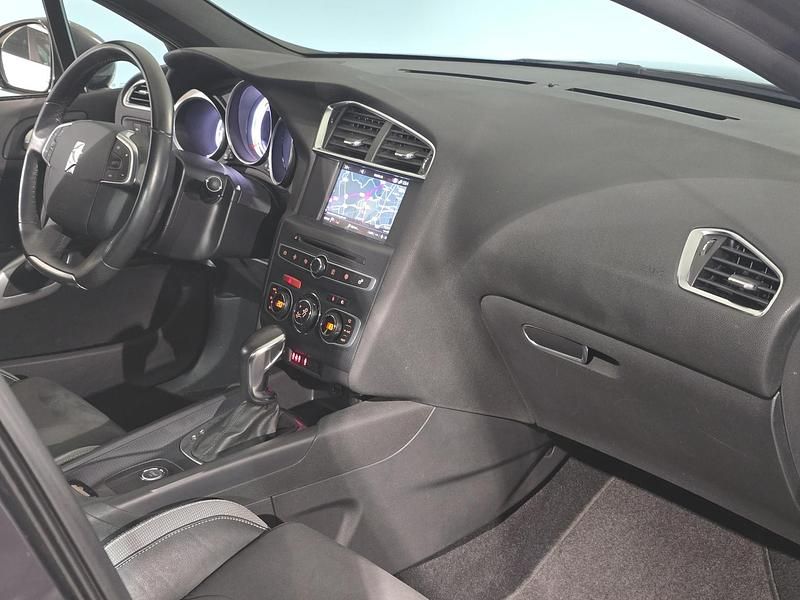 Occasion DS Automobiles DS4 Chic 165 PK (121 kW) 2018 Grijs Hatchback