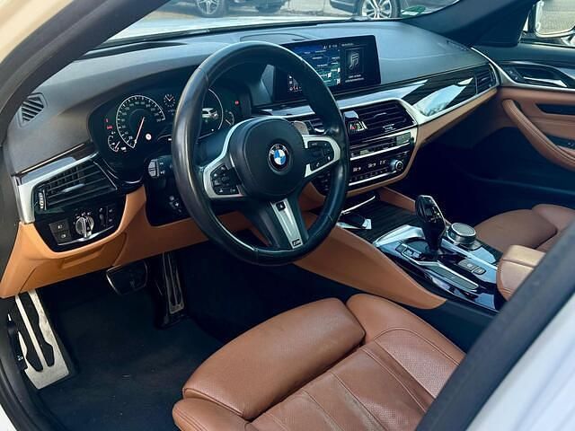 Occasion BMW 530 Executive 252 PK (185 kW) 2018 Wit Stationwagen