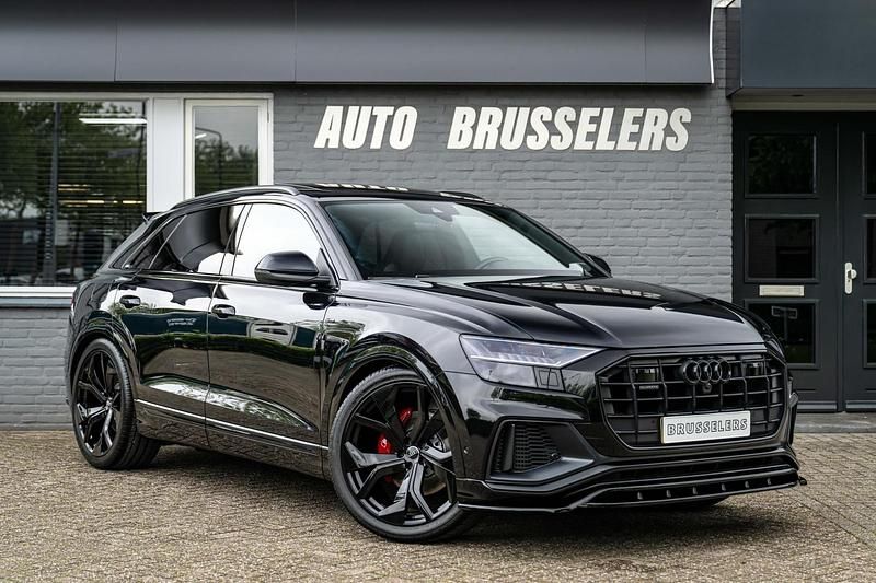 Zwart Gebruikt 2020 Audi Q8 Proline SUV | € 59.895 - Afbeelding 1/4