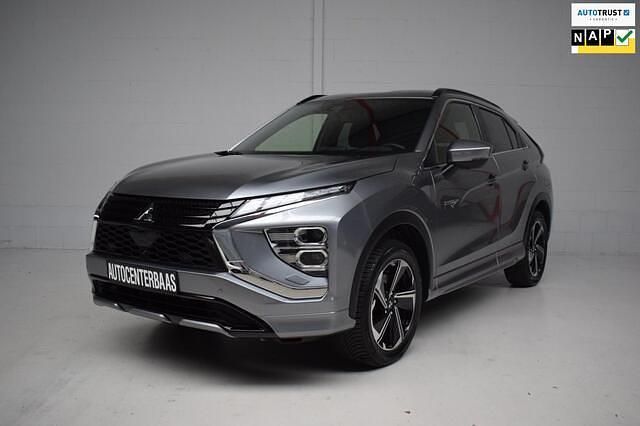 Grijs Gebruikt 2023 Mitsubishi Eclipse Cross Intense+ SUV | € 20.945 (Goede deal) - Afbeelding 1/4