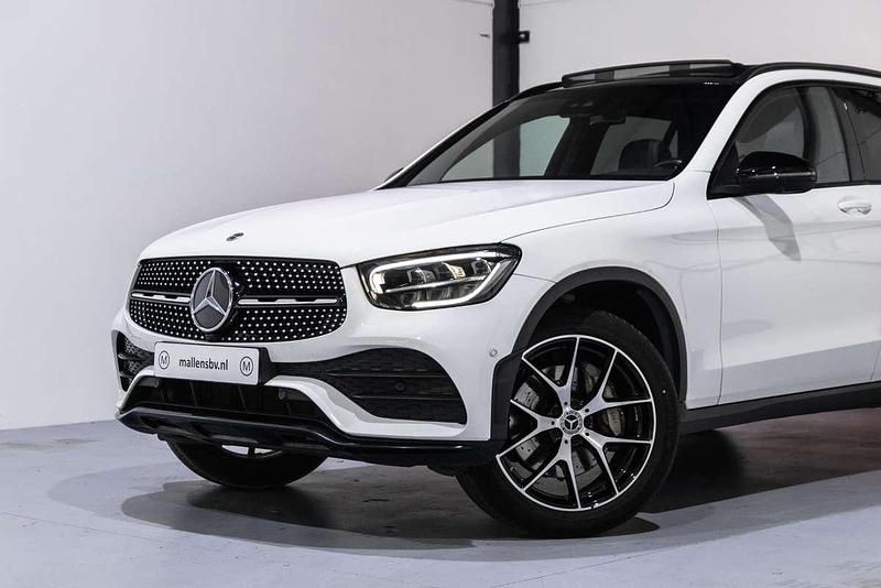 Occasion Mercedes GLC300e AMG 320 PK (235 kW) 2021 Wit SUV